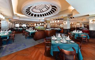 Legend Palace Hotel