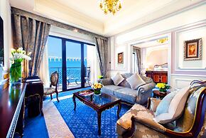 Legend Palace Hotel