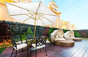 Legend Palace Hotel