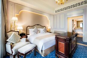 Legend Palace Hotel