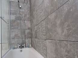 Shaftesbury Apartments