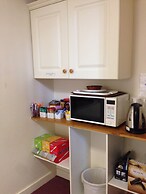 Ludlow Mascall Centre - Hostel