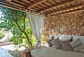 Can Aisha - Adults Only