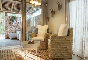 Can Aisha - Adults Only