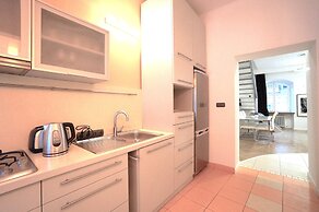 AAA STAY Castle Square Old Town