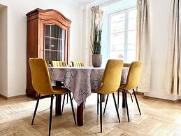 AAA STAY Castle Square Old Town