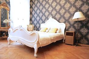 AAA STAY Castle Square Old Town