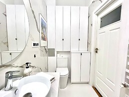 AAA STAY Market Square Old Town