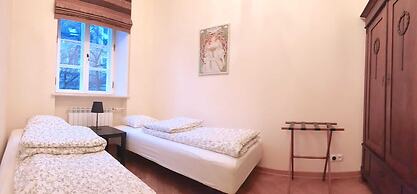 AAA STAY Market Square Old Town