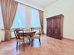 AAA STAY Market Square Old Town