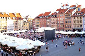 AAA STAY Market Square Old Town