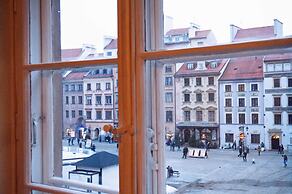 AAA STAY Market Square Old Town