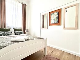 AAA STAY Market Square Old Town