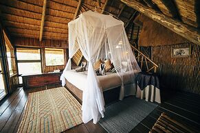 Pezulu Tree House Lodge