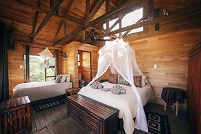Pezulu Tree House Lodge