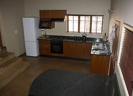 Thabaledi Game Lodge