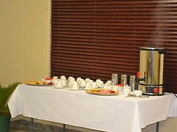 Thabaledi Game Lodge