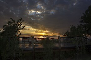 Thabaledi Game Lodge