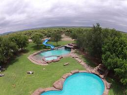 Thabaledi Game Lodge