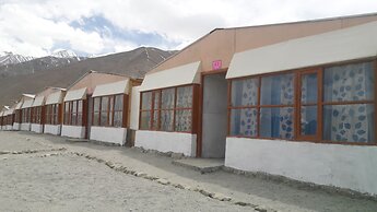 Pangong Holiday Cottages