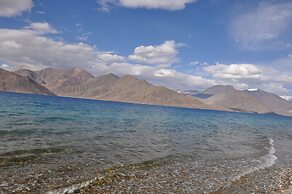 Pangong Holiday Cottages