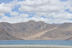 Pangong Holiday Cottages