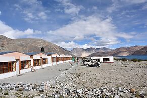 Pangong Holiday Cottages