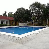 Celvis Vacation Cottages