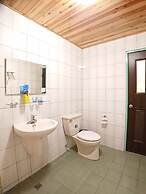 DongNing Atlas Hotel