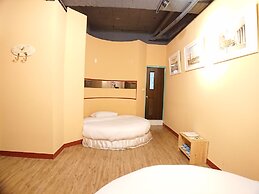 DongNing Atlas Hotel