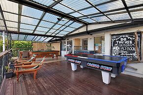 Gladstone Backpackers