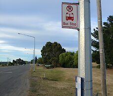 Pineacres Motel and Park