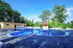 Chitwan Paradise Hotel