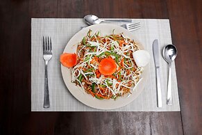 Chitwan Paradise Hotel