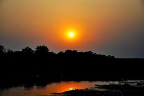 Chitwan Paradise Hotel