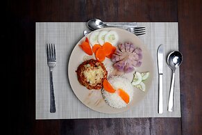 Chitwan Paradise Hotel