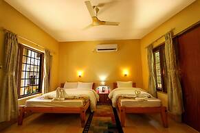 Chitwan Paradise Hotel