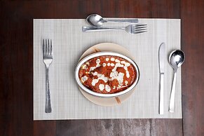 Chitwan Paradise Hotel