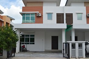 Sitiyam Homestay Kota Warisan