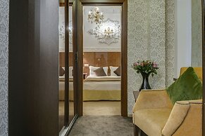 Sadovnicheskaya Hotel