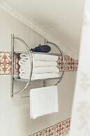 Sadovnicheskaya Hotel