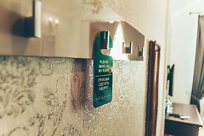 Sadovnicheskaya Hotel