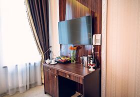 Sadovnicheskaya Hotel