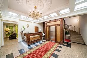 Sadovnicheskaya Hotel