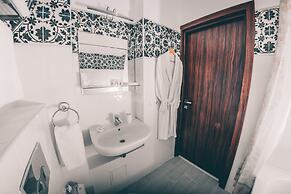 Sadovnicheskaya Hotel