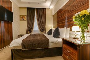 Sadovnicheskaya Hotel