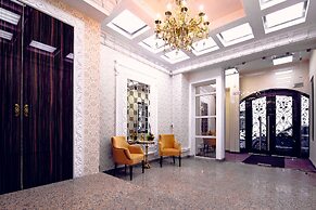 Sadovnicheskaya Hotel