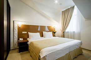 Sadovnicheskaya Hotel