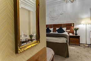 Sadovnicheskaya Hotel