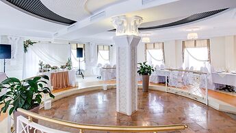 Sadovnicheskaya Hotel